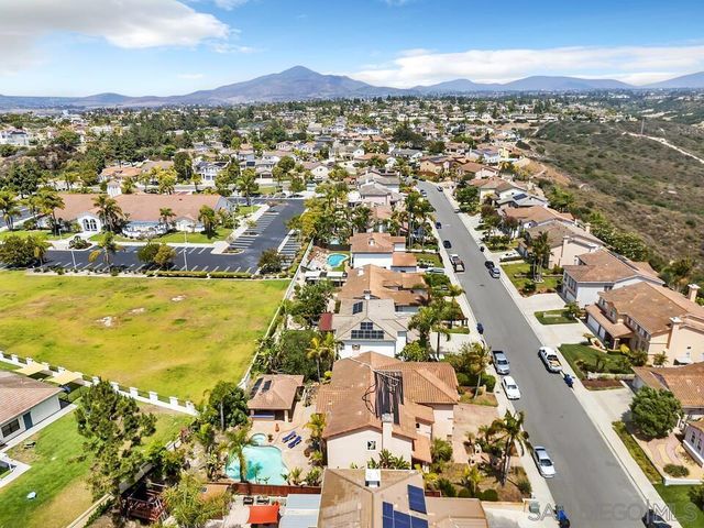 807 Calle Lagasca, Chula Vista, CA 91910