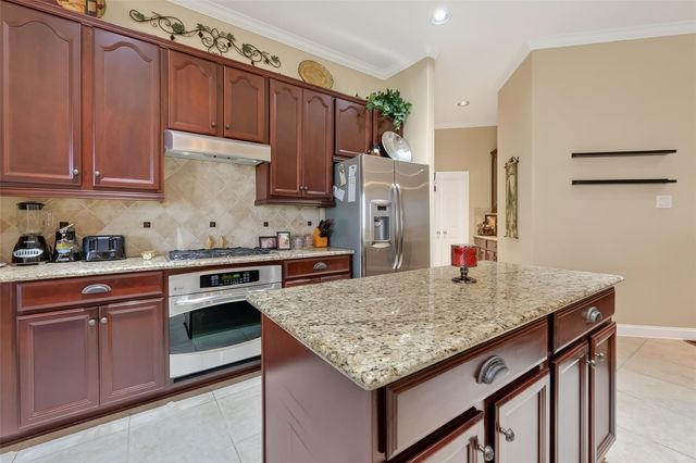 18622 Yorkshire Manor Ct, Spring, TX 77379