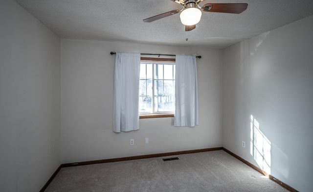 3408 Spring Glen Circle NW, Prior Lake, MN 55372