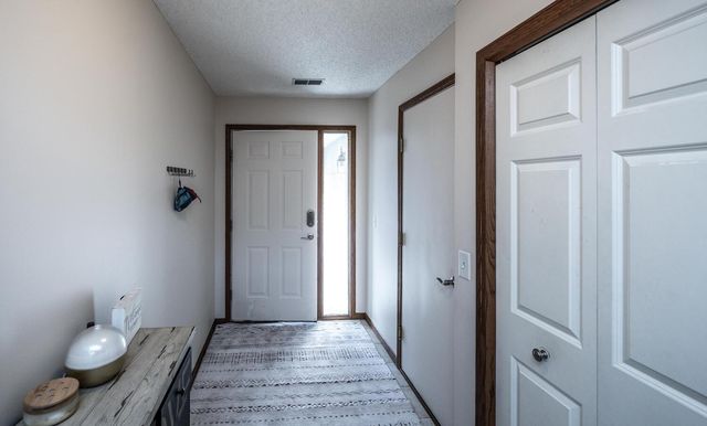 3408 Spring Glen Circle NW, Prior Lake, MN 55372