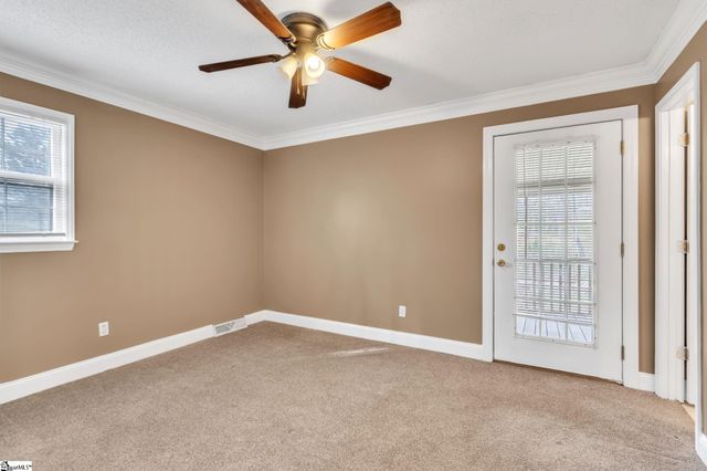 201 Knighton Drive, Wellford, SC 29385