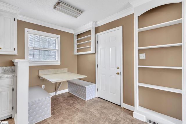 201 Knighton Drive, Wellford, SC 29385