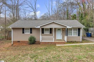201 Knighton Drive, Wellford, SC 29385