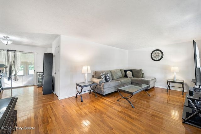 249 Indiana Trail, Radcliff, KY 40160