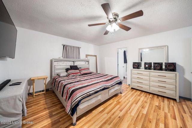 249 Indiana Trail, Radcliff, KY 40160