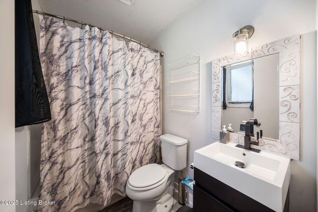 249 Indiana Trail, Radcliff, KY 40160