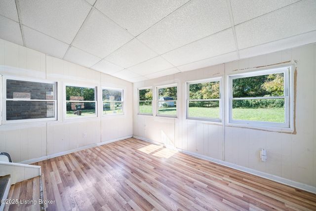 249 Indiana Trail, Radcliff, KY 40160