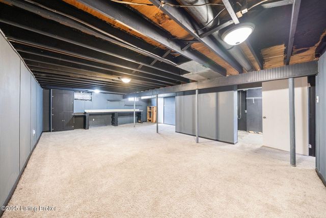 249 Indiana Trail, Radcliff, KY 40160