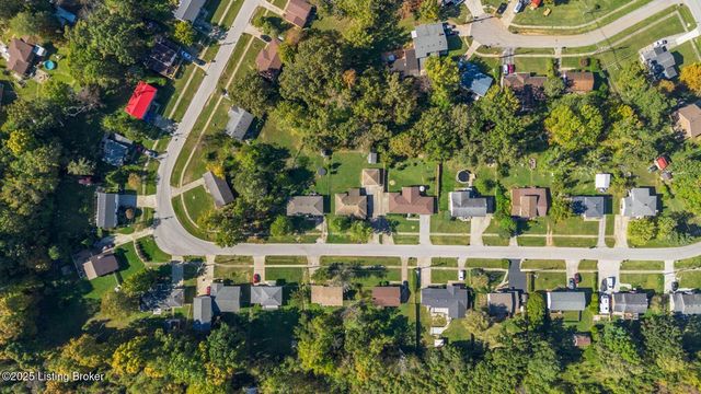 249 Indiana Trail, Radcliff, KY 40160