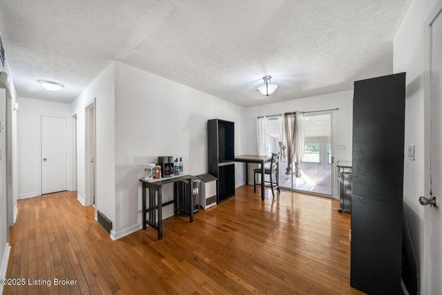 249 Indiana Trail, Radcliff, KY 40160