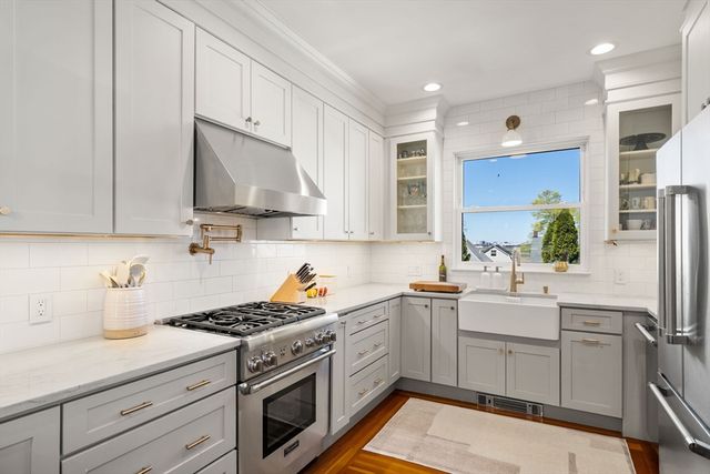 57 Loring Rd, Winthrop, MA 02152
