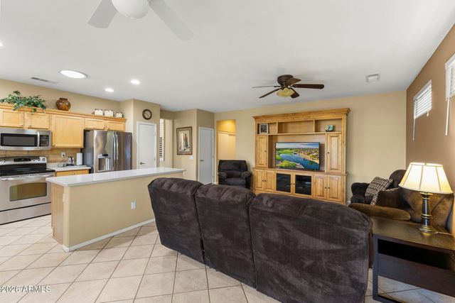 18503 N SUNRAY Court, Surprise, AZ 85374