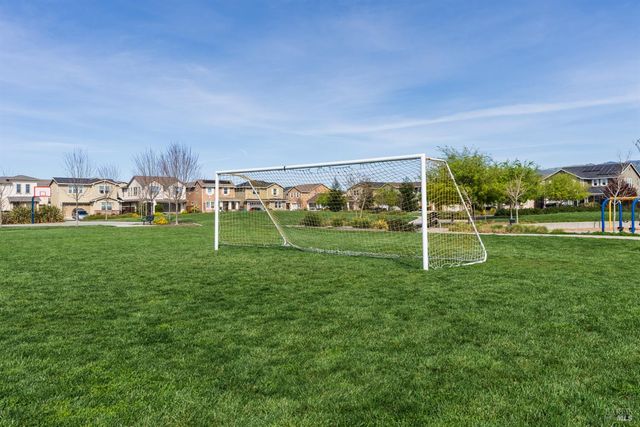 7465 Walker Way, Rohnert Park, CA 94928