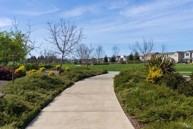 7465 Walker Way, Rohnert Park, CA 94928