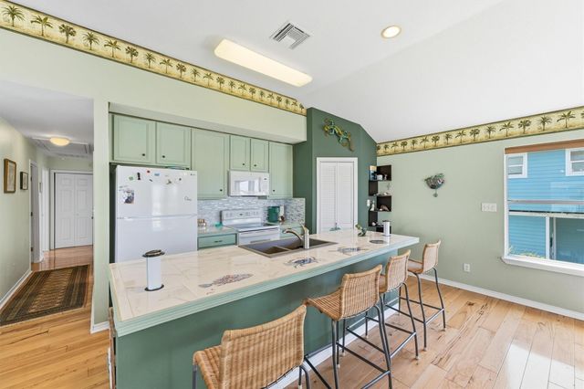 4014 Jackson Drive, Galveston, TX 77554