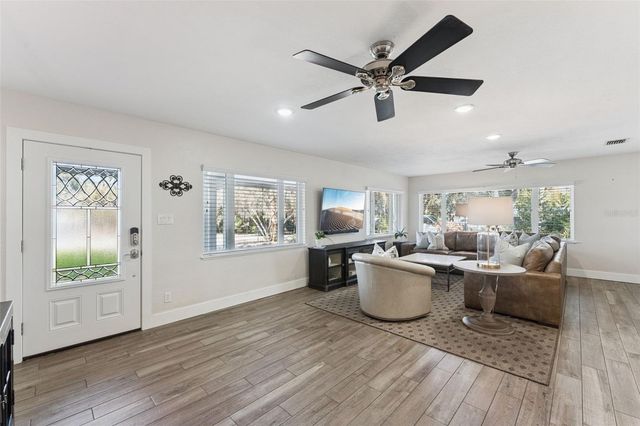 316 E 5TH AVENUE, Windermere, FL 34786