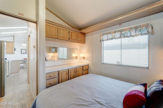 111 S GREENFIELD Road 520, Mesa, AZ 85206