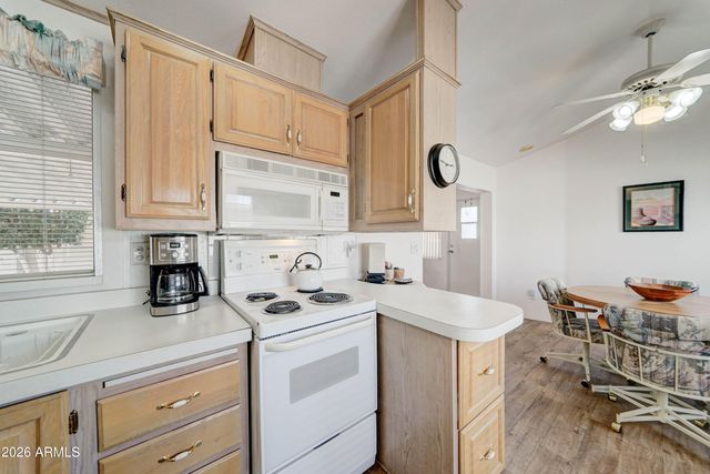 111 S GREENFIELD Road 520, Mesa, AZ 85206