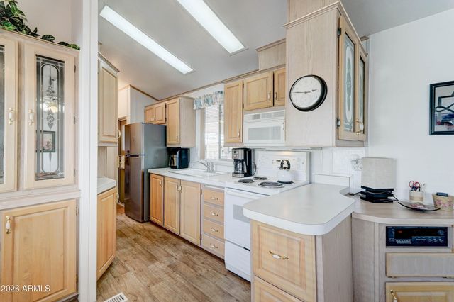 111 S GREENFIELD Road 520, Mesa, AZ 85206