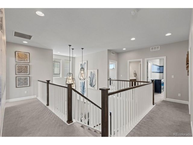 485 Meadowleaf Ln, Highlands Ranch, CO 80126