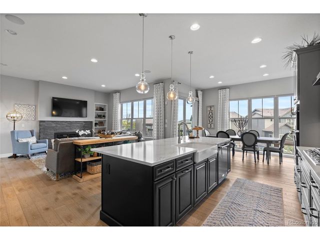 485 Meadowleaf Ln, Highlands Ranch, CO 80126