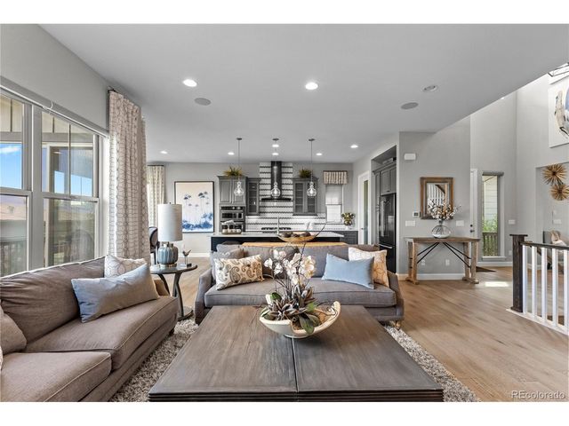 485 Meadowleaf Ln, Highlands Ranch, CO 80126