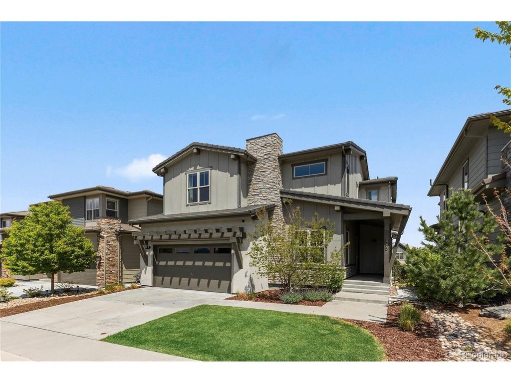 485 Meadowleaf Ln, Highlands Ranch, CO 80126