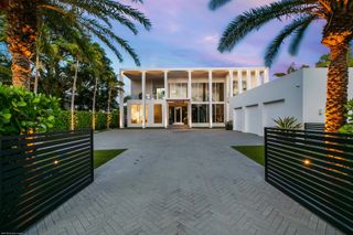14844 Palmwood Road, Palm Beach Gardens, FL 33410