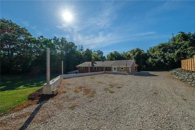 624 Gilbreath Street, Graham, NC 27253