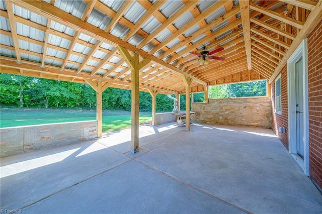 624 Gilbreath Street, Graham, NC 27253