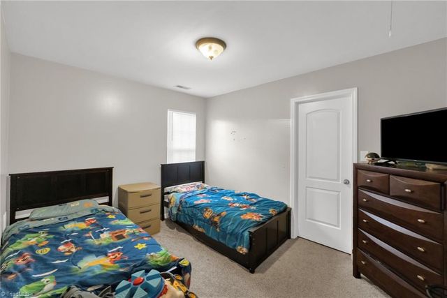 3565 Cortland Drive, Winston-salem, NC 27105