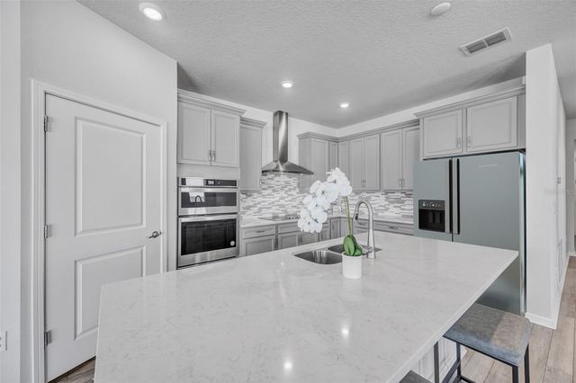 762 PARSONS MOORING COURT, Seffner, FL 33584