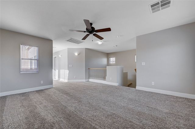 9004 Snowtrack Avenue, Las Vegas, NV 89149