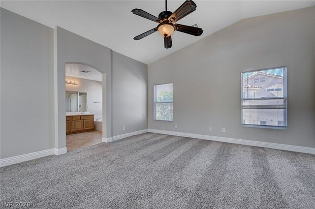 9004 Snowtrack Avenue, Las Vegas, NV 89149