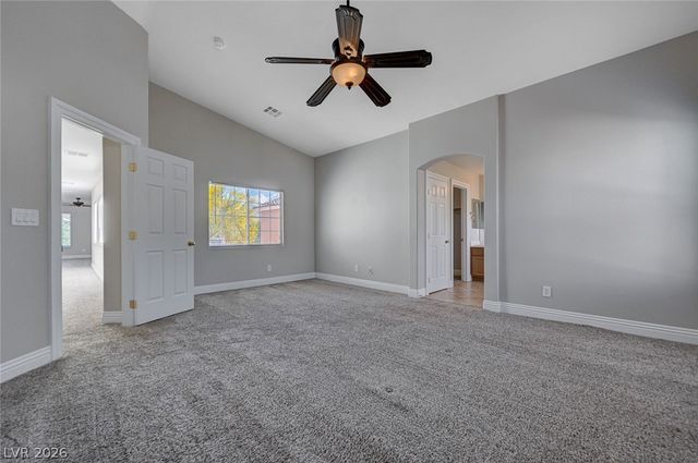 9004 Snowtrack Avenue, Las Vegas, NV 89149
