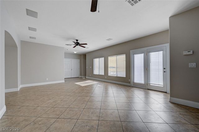 9004 Snowtrack Avenue, Las Vegas, NV 89149