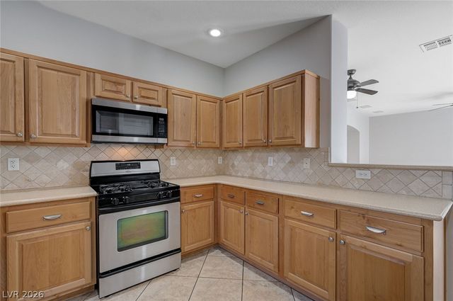 9004 Snowtrack Avenue, Las Vegas, NV 89149