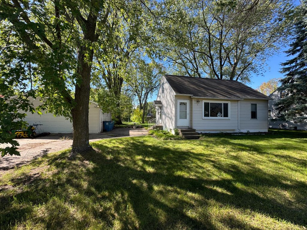 1 Pine Drive, Circle Pines, MN 55014 — photo 2