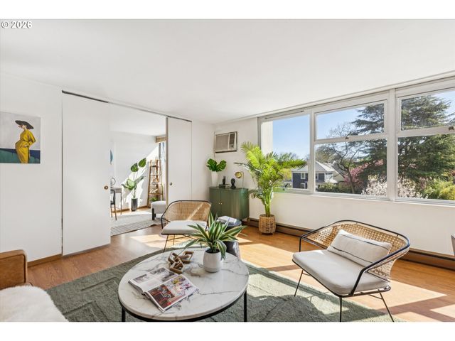 1220 Ne 17TH Ave 3D, Portland, OR 97232