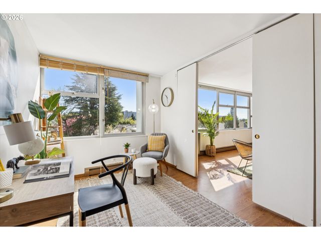 1220 Ne 17TH Ave 3D, Portland, OR 97232