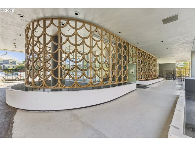 1220 Ne 17TH Ave 3D, Portland, OR 97232