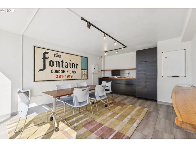 1220 Ne 17TH Ave 3D, Portland, OR 97232