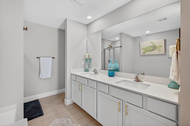 452 SE Asbury Lane, Port St Lucie, FL 34983