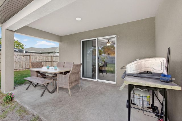 452 SE Asbury Lane, Port St Lucie, FL 34983