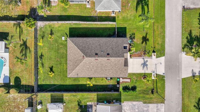 452 SE Asbury Lane, Port St Lucie, FL 34983