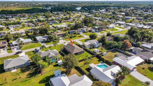 452 SE Asbury Lane, Port St Lucie, FL 34983