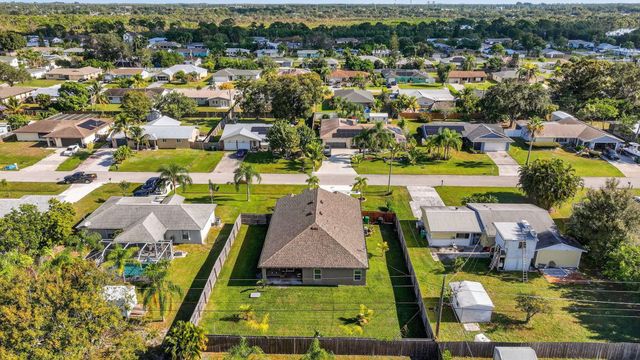 452 SE Asbury Lane, Port St Lucie, FL 34983