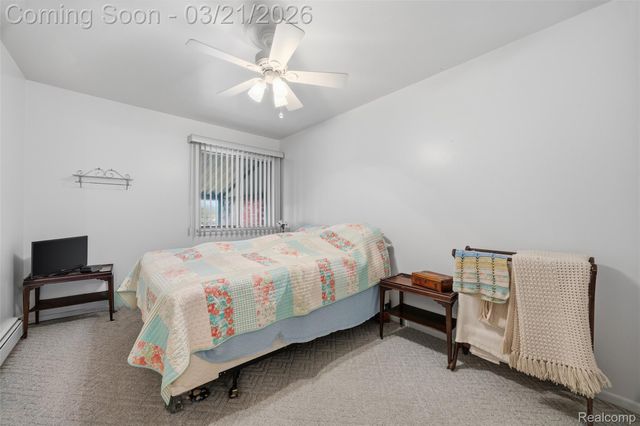 25204 Franklin Terrace 6, South Lyon, MI 48178