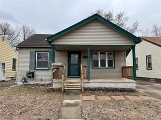 24425 Lehigh Street, Dearborn Heights, MI 48125