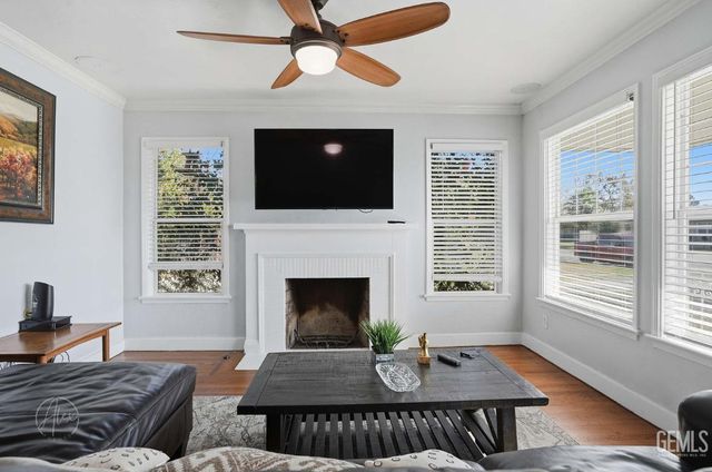 2730 Buena Vista Street, Bakersfield, CA 93304